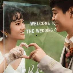 婚纱飘零爱消弭,消弭时光里的浪漫记忆